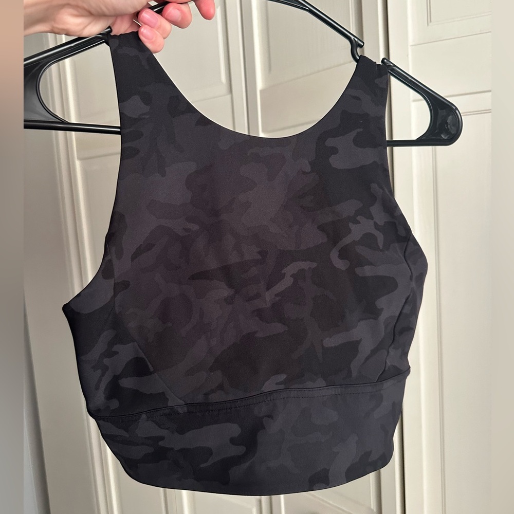Lululemon sports bra